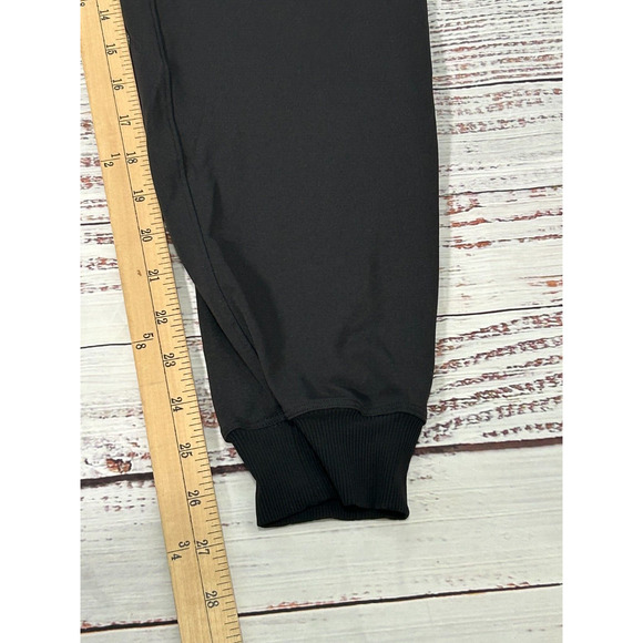 Lululemon Women's Black Elastic Waist Wrinkle-Free On The Fly Jogger Pants Sz 2? - Picture 8 of 8